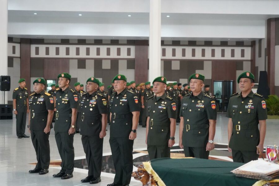Tongkat Komando Danrem 071/Wijayakusuma Diserahterimakan, Kolonel Inf Jamaludin S.I.P Gantikan Brigjen TNI Mohammad Andhy&nbsp;Kusuma