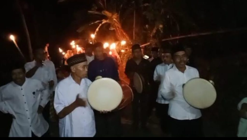 Diiringi Pawai Obor dan Istighosah, Warga Karangdelima Sambut Tahun Baru Islam 1446&nbsp;Hijriah