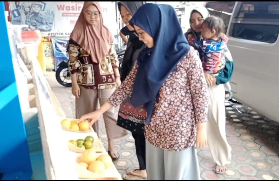 Mahasiswa Yaman Berjualan Jus di Purwokerto, 200 Porsi Ludes Terjual Setiap&nbsp;Hari