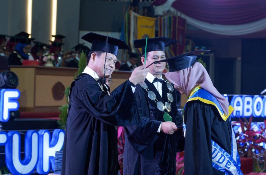 Wisuda UMP: 33,3% Lulusan Langsung Kerja, 13,6% Jadi&nbsp;Pengusaha